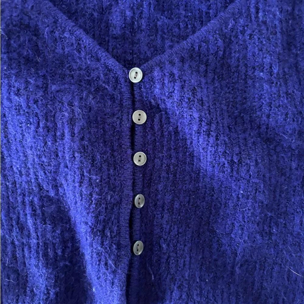 Zara Royal Blue Fuzzy Cropped Cardigan - Soft Knit V-Neck Sweater - Size S - Picture 8 of 9